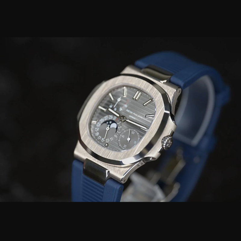 Patek Philippe Nautilus 5712G-001