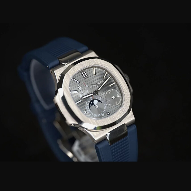 Patek Philippe Nautilus 5712G-001